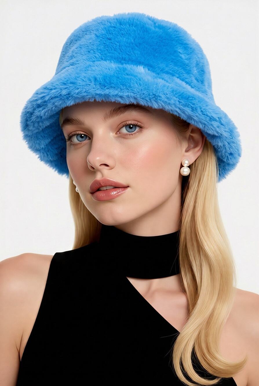 Donna Salyers Fabulous Fur Y2K Style Bucket Winter Hat Blue NWT